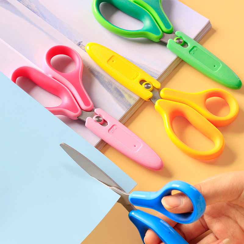 Art Craft Toddlers - Kids Safety Scissors with Protective Cover,